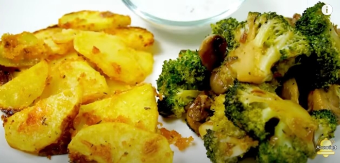 Flavorful Fusion: Broccoli and Mushroom Bake with Crispy Potatoes